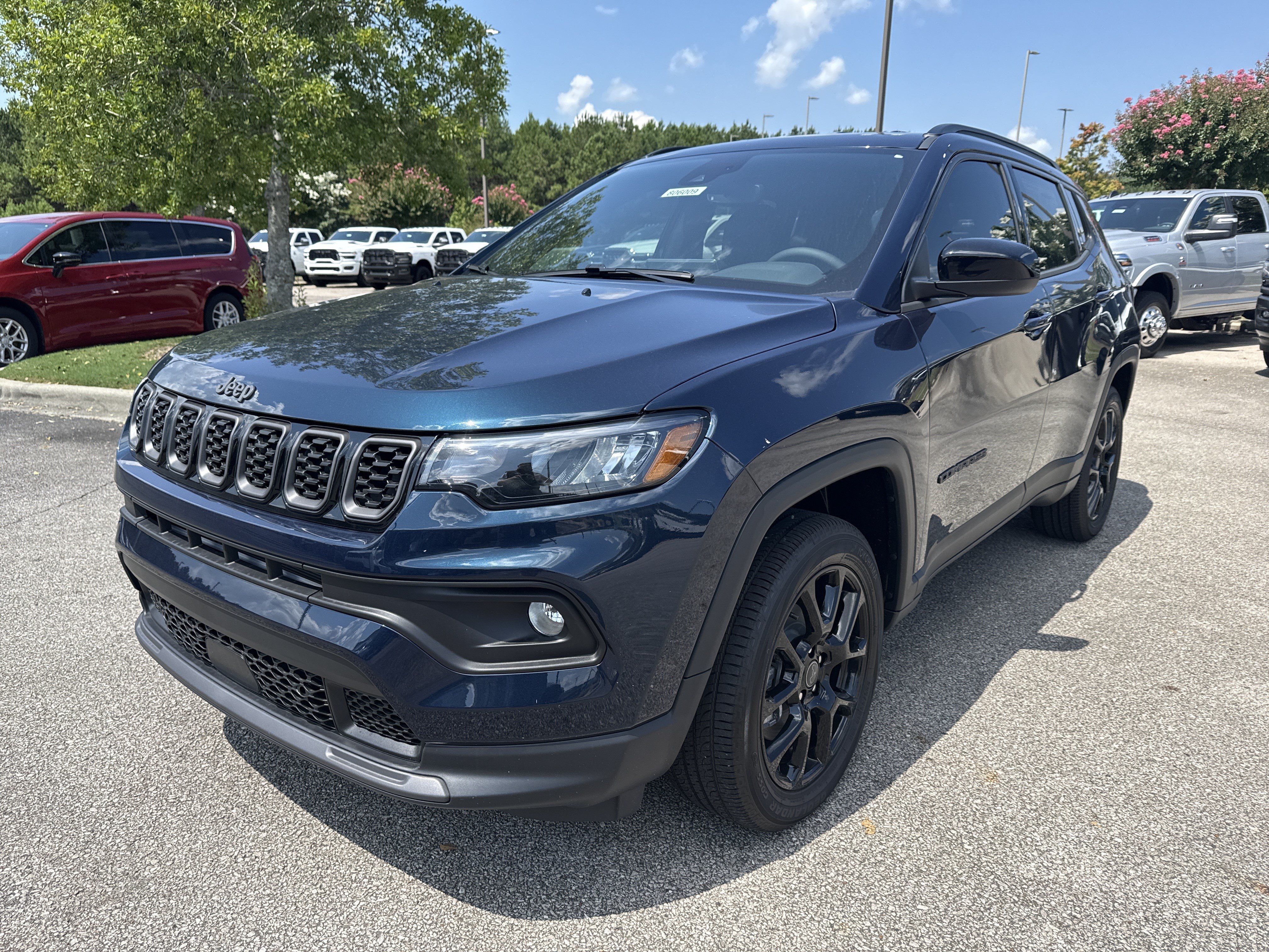 New 2026 Jeep Compass Latitude AWD/4WD image 3