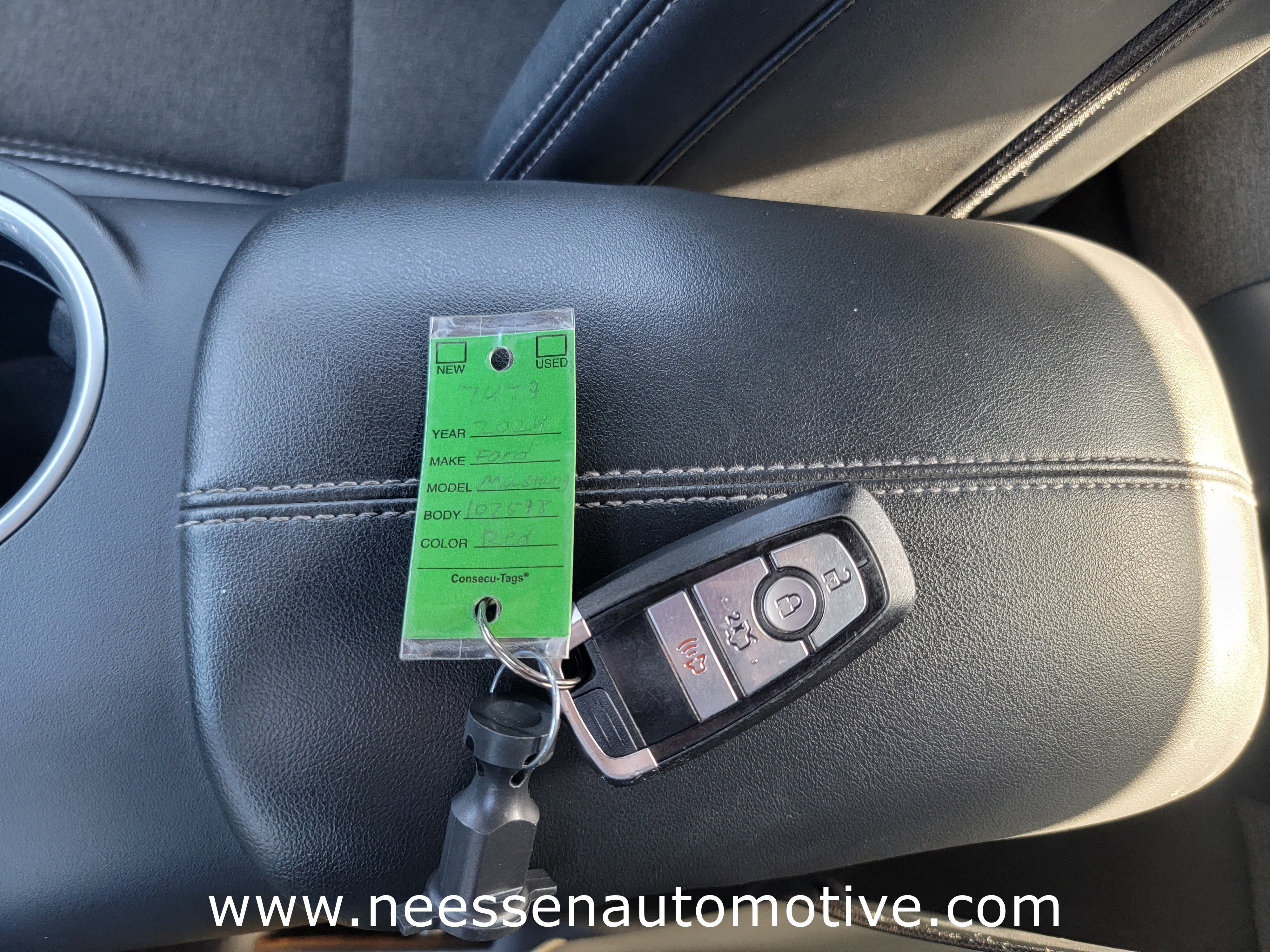 Used 2024 Ford Mustang Convertible image 29