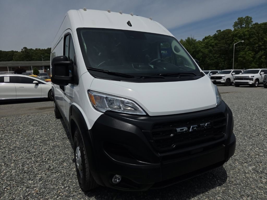 Used 2026 RAM ProMaster 2500 w/ Convenience Group FWD image 2