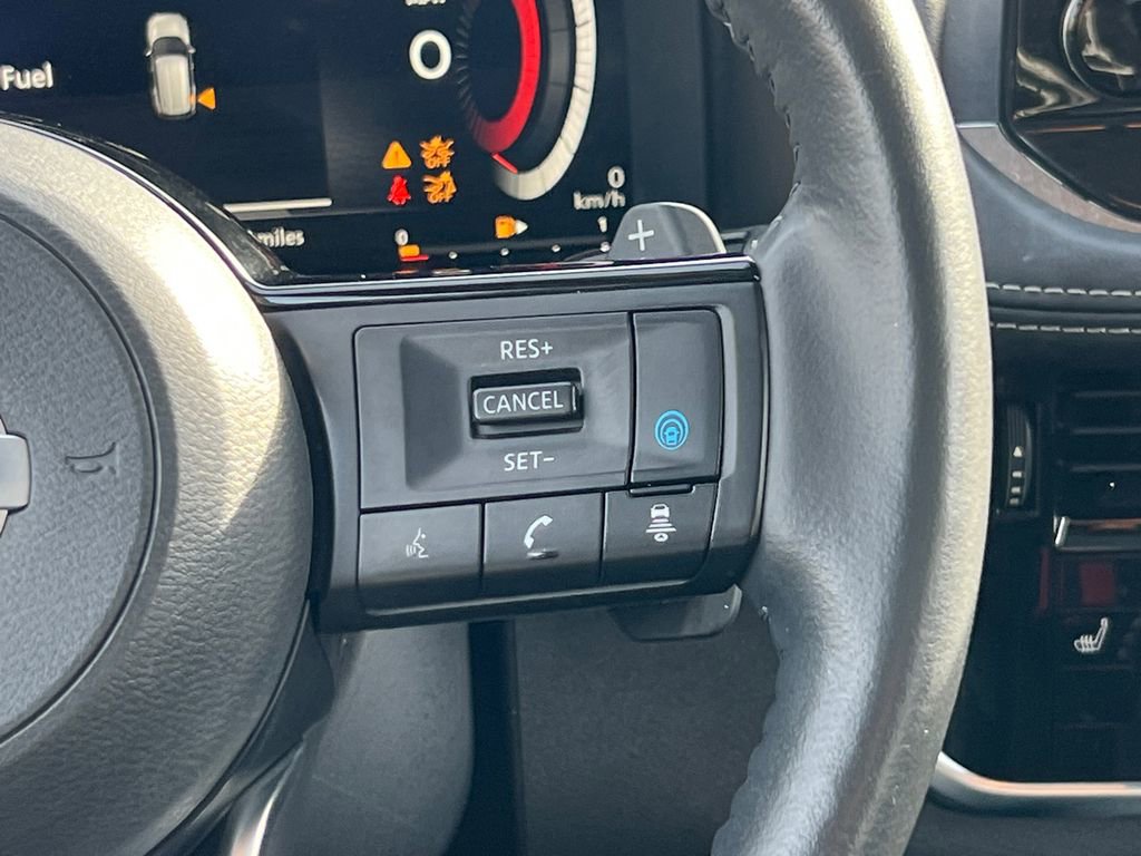 Used 2021 Nissan Rogue Platinum image 28