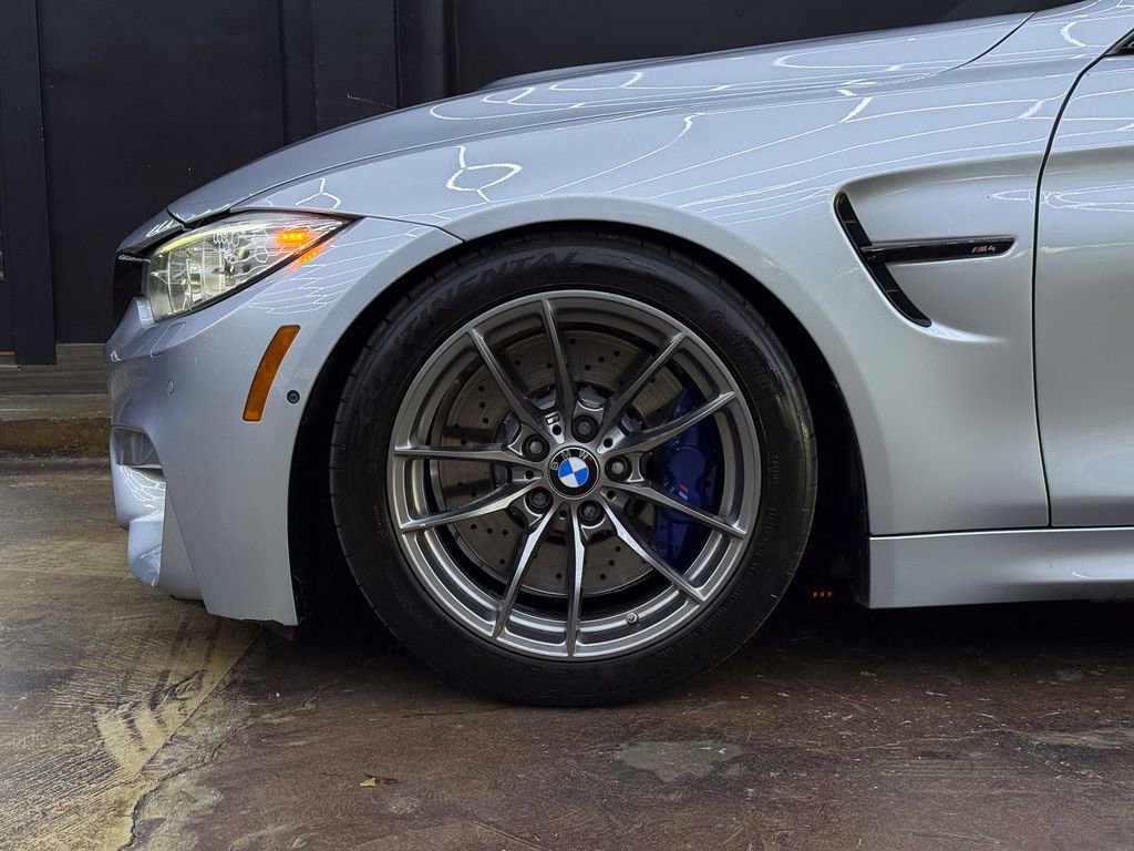 Used 2015 BMW M4 Coupe w/ Executive Package image 3