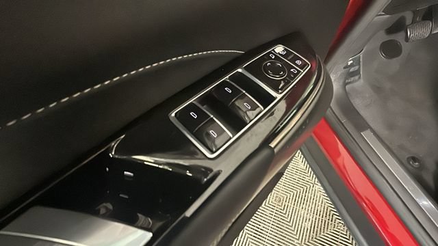 Used 2024 Cadillac Lyriq Tech AWD/4WD image 10