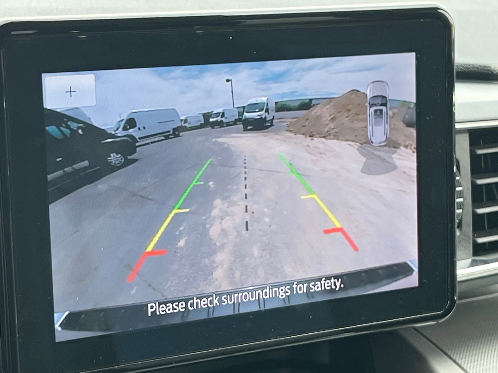 Used 2022 Ford Explorer XLT w/ Equipment Group 202A image 23