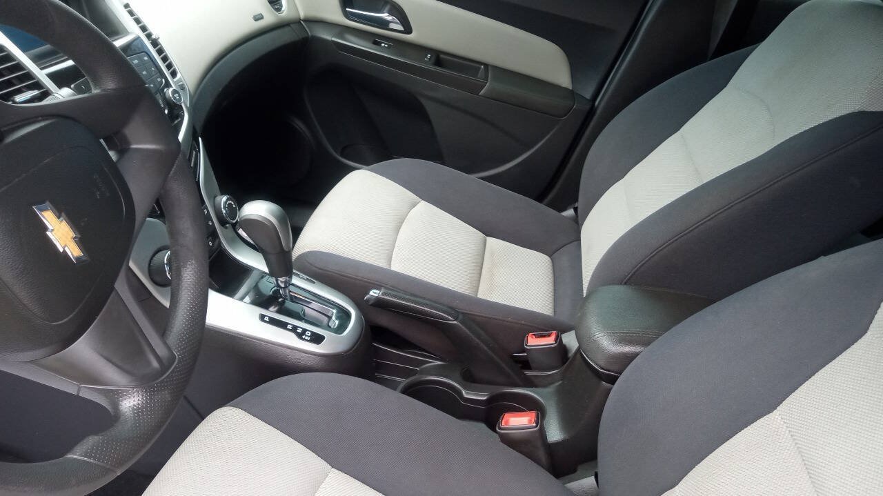 Used 2016 Chevrolet Cruze LS FWD image 19