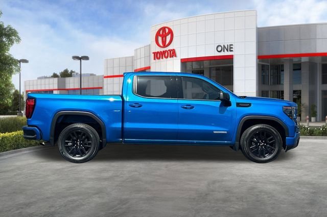 Used 2022 GMC Sierra 1500 Elevation RWD image 3