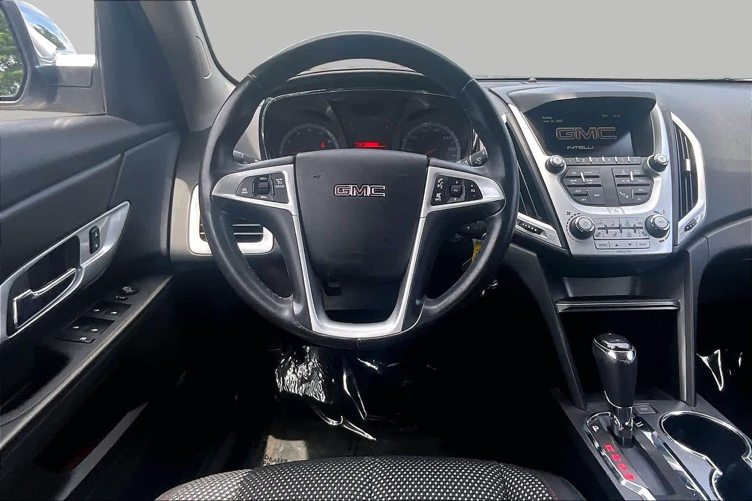 Used 2017 GMC Terrain SLE w/ Chrome Edition AWD/4WD image 6