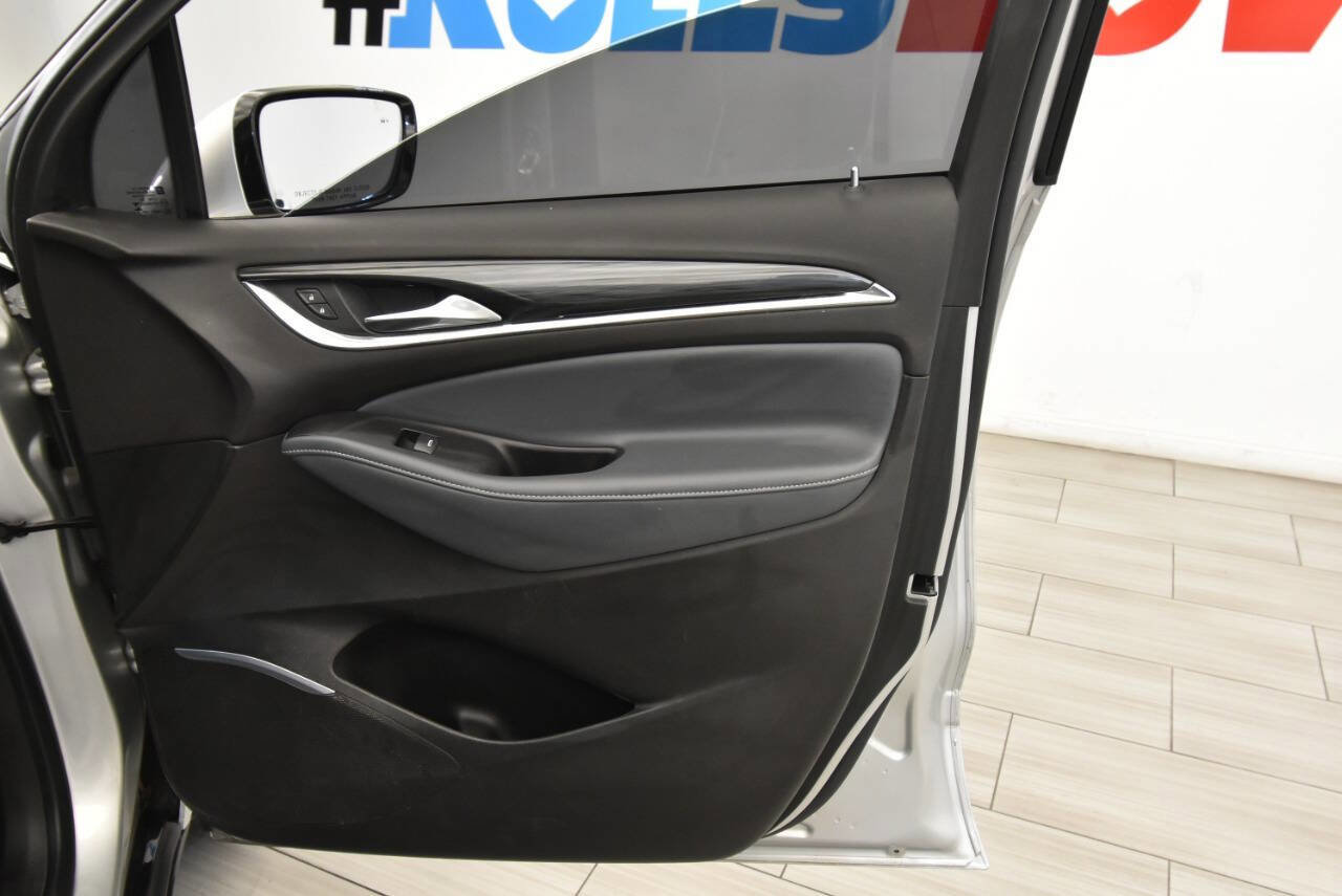 Used 2022 Buick Enclave Essence w/ Experience Buick Package image 21