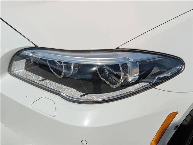 Used 2016 BMW M5 RWD image 9