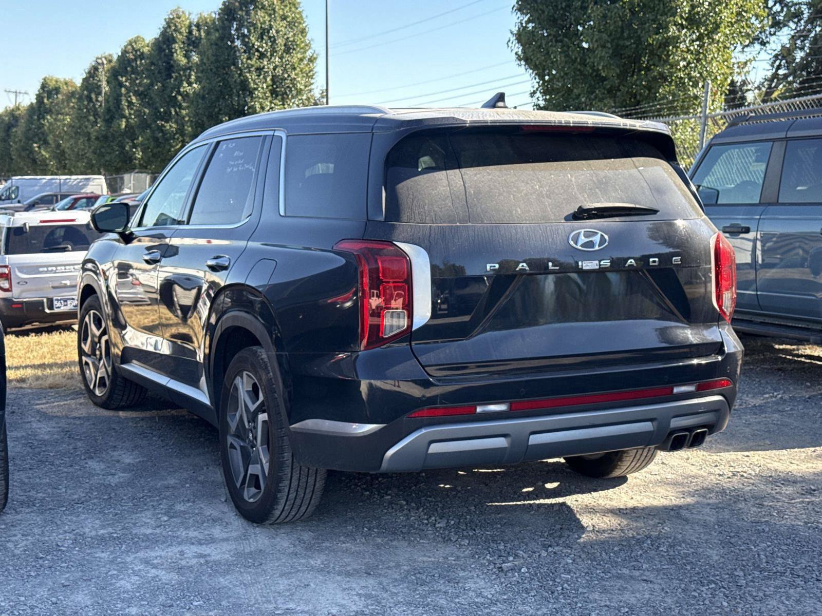 Used 2024 Hyundai Palisade SEL w/ Premium Package FWD image 5