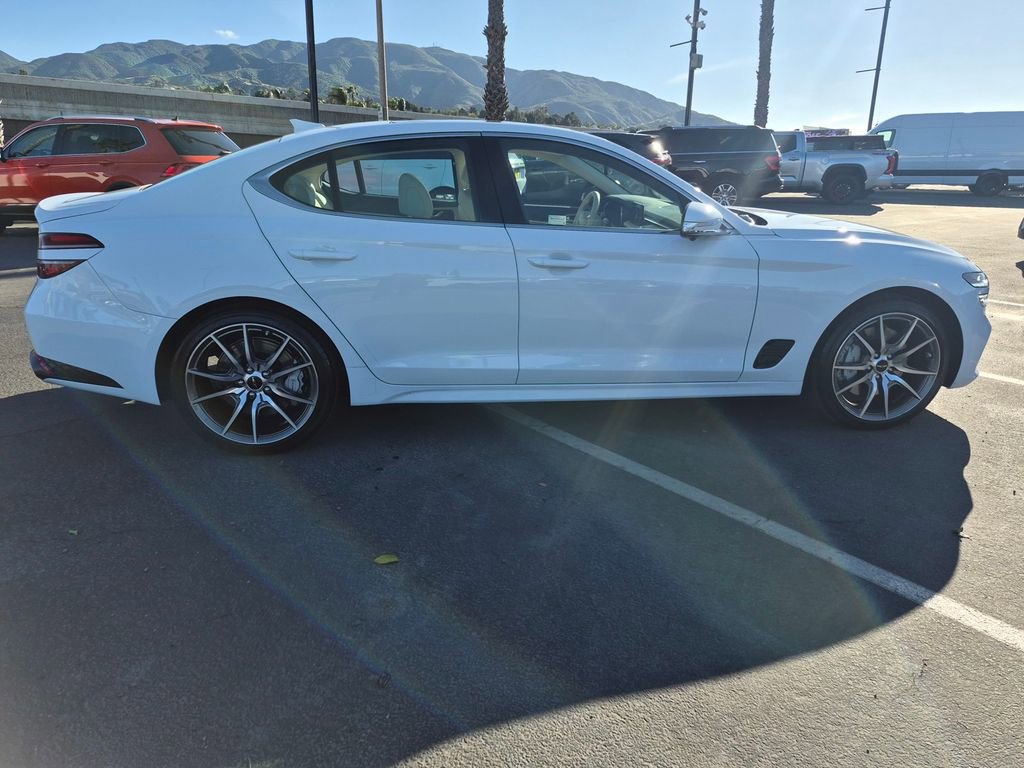 Used 2026 Genesis G70 2.5T Prestige image 8