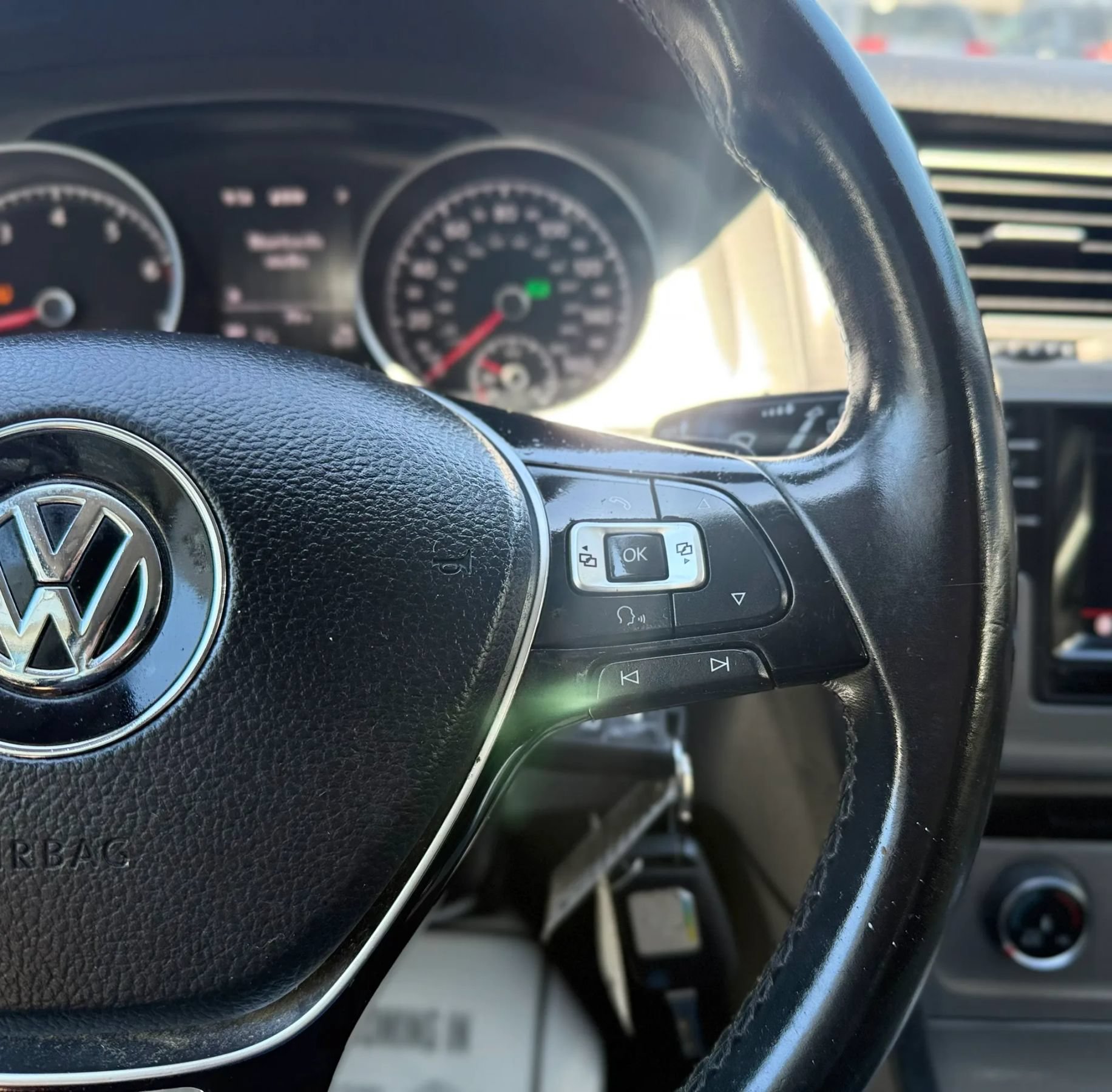 Used 2015 Volkswagen Golf S FWD image 14