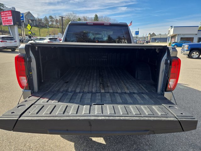 Used 2021 GMC Sierra 1500 Elevation w/ LPO, Elevation Black Package AWD/4WD image 24