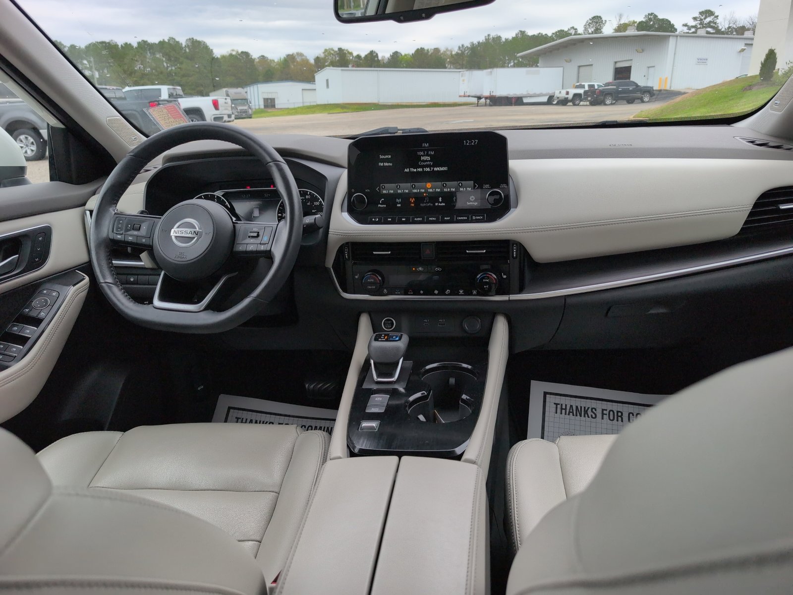 Used 2021 Nissan Rogue SL w/ Premium Package image 14