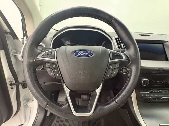 Used 2020 Ford Edge SEL w/ Convenience Package image 17
