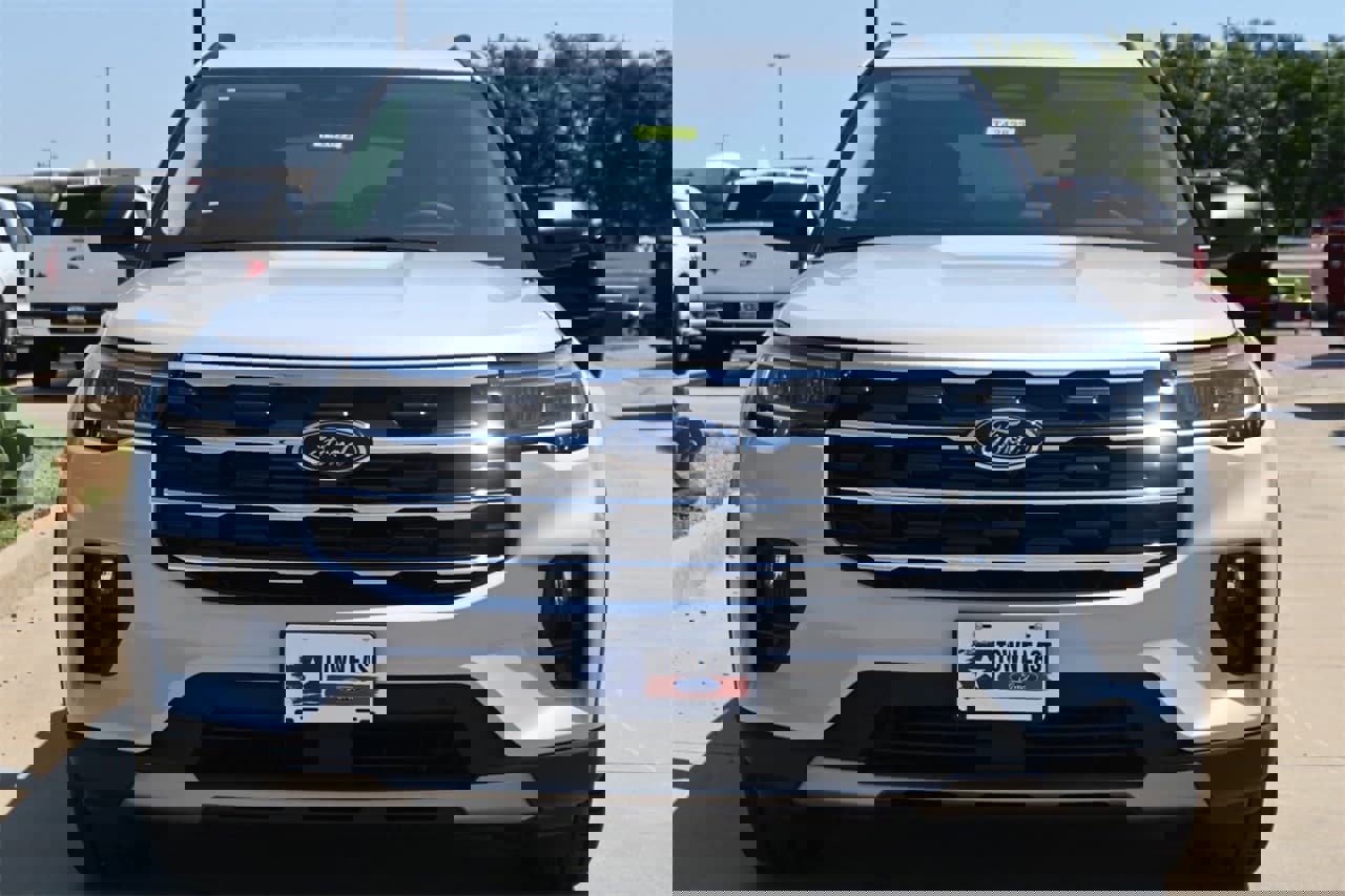 New 2025 Ford Explorer Active image 31