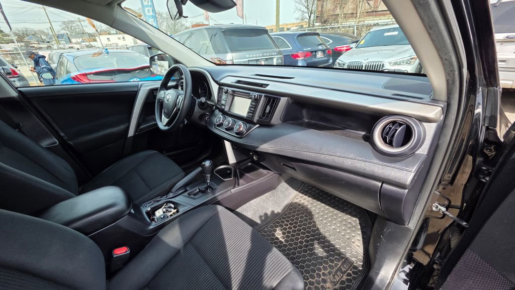Used 2017 Toyota RAV4 LE w/ All Weather Liner Package image 28