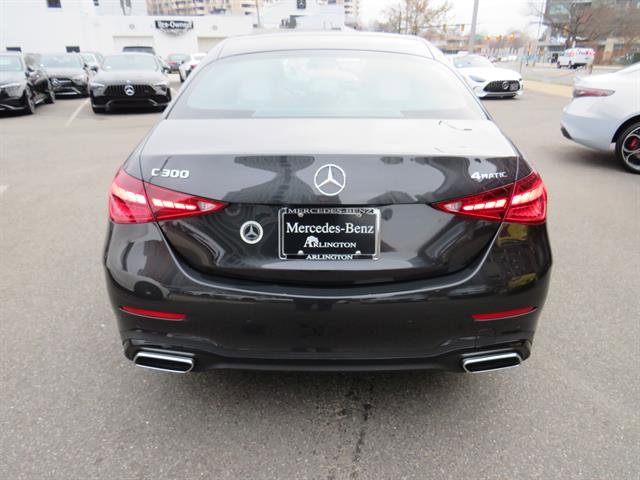 Used 2025 Mercedes-Benz C 300 4MATIC Sedan image 3