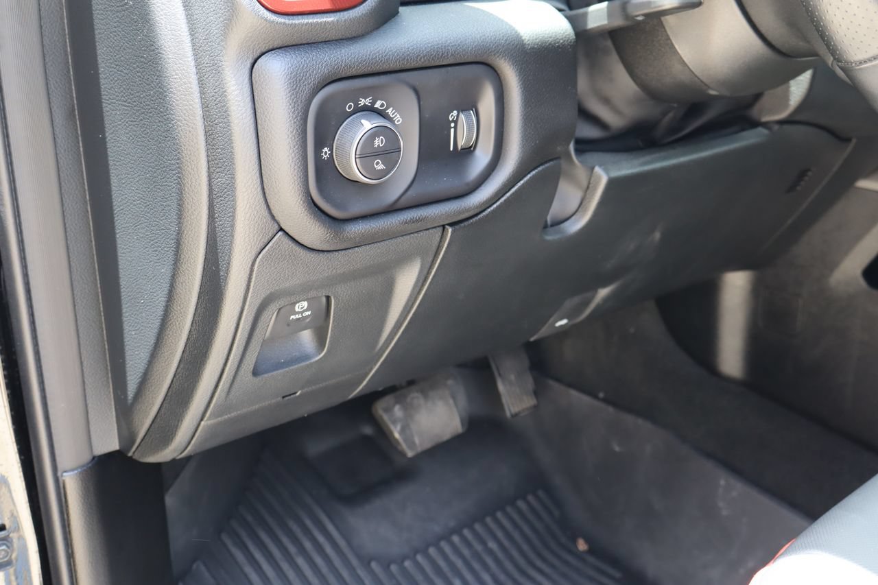 Used 2024 RAM 1500 Rebel AWD/4WD image 21