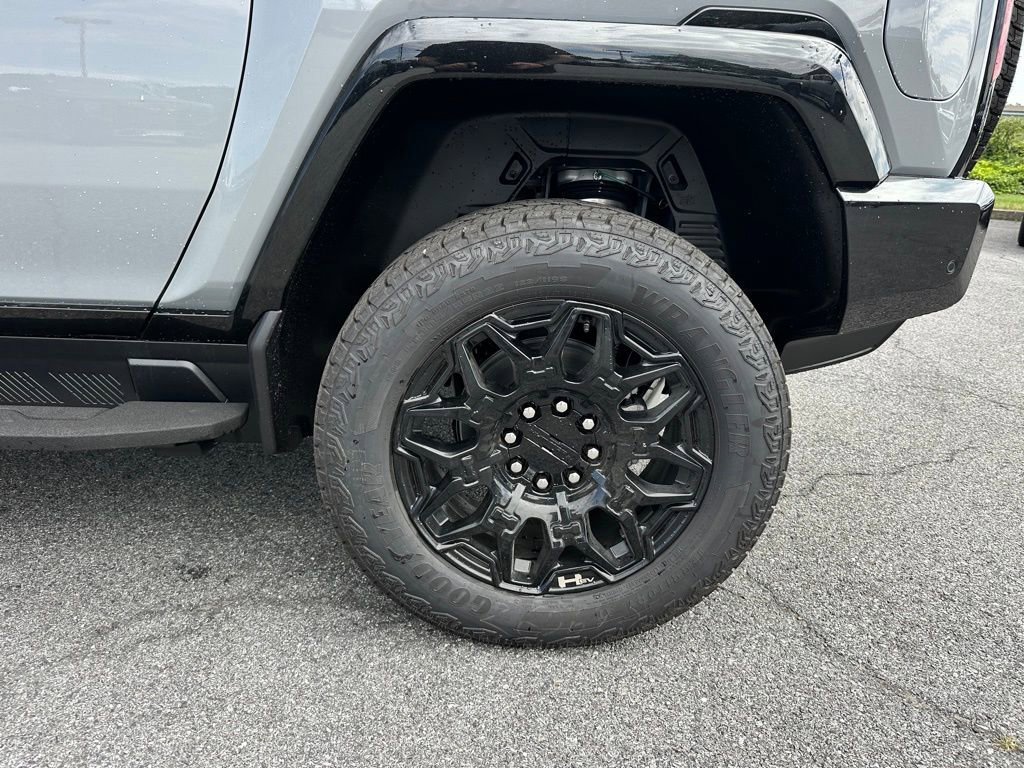 New 2026 GMC Hummer EV SUV w/ LPO, Sport Package AWD/4WD image 38
