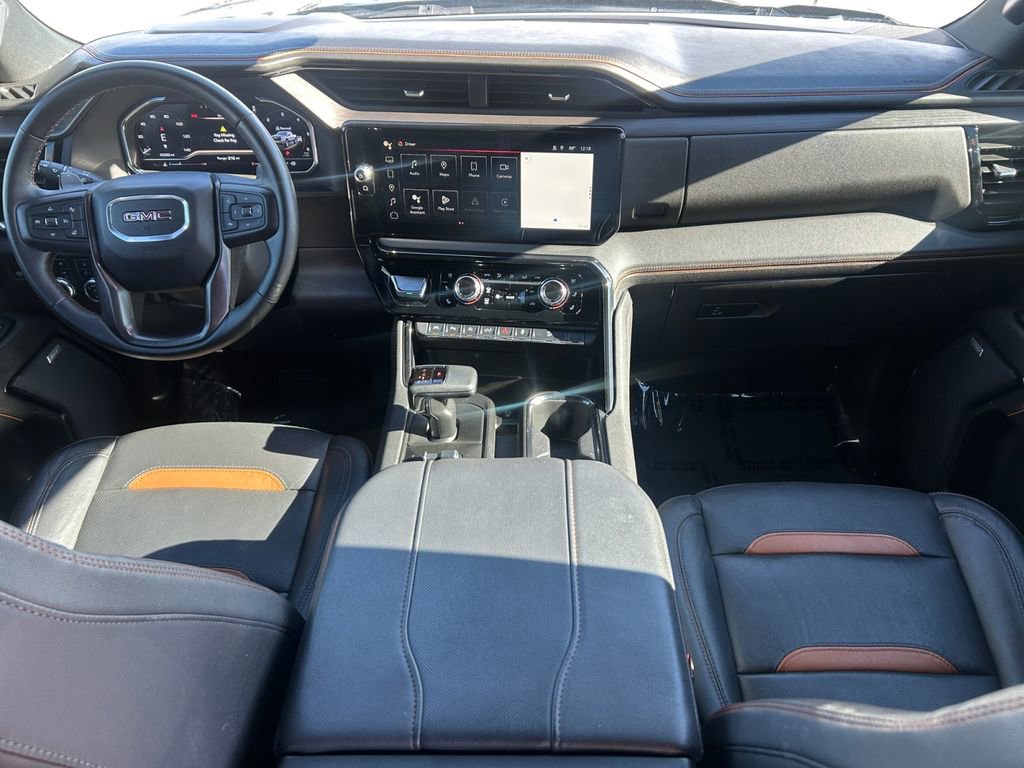 Used 2024 GMC Sierra 1500 AT4 w/ Technology Package image 11