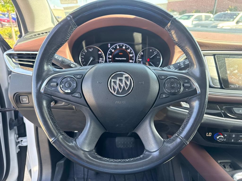 Used 2018 Buick Enclave Avenir w/ Avenir Technology Package FWD image 25