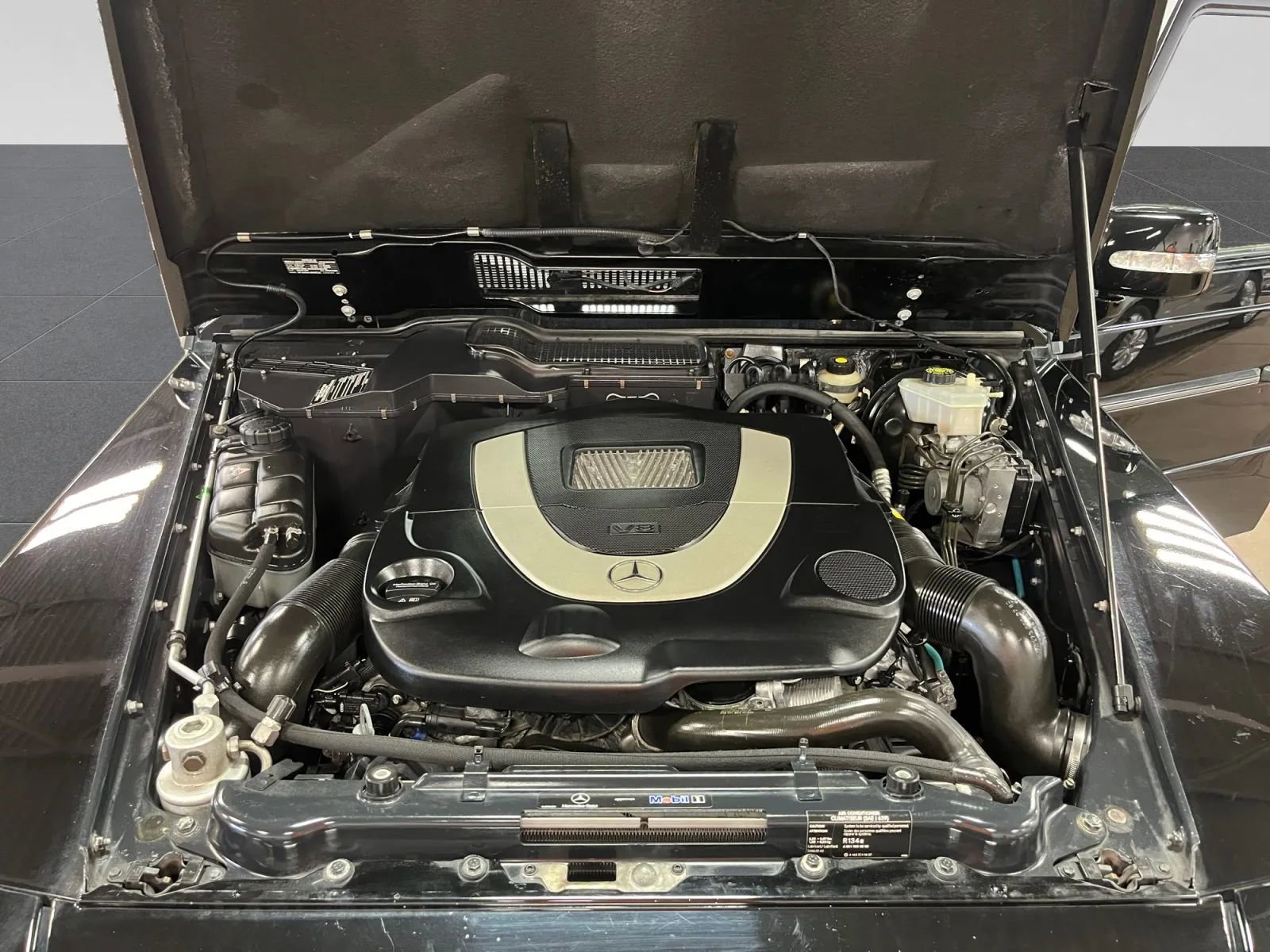 Used 2012 Mercedes-Benz G 550 G 550 Sport Utility 4D image 27