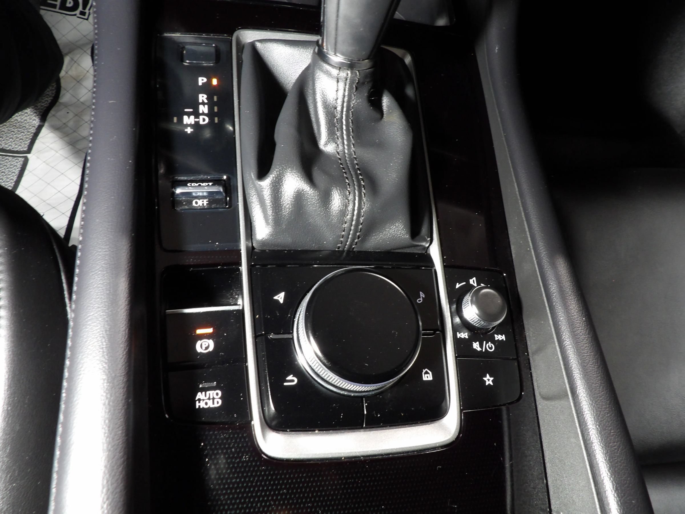 Used 2025 MAZDA MAZDA3 s Sport FWD image 13
