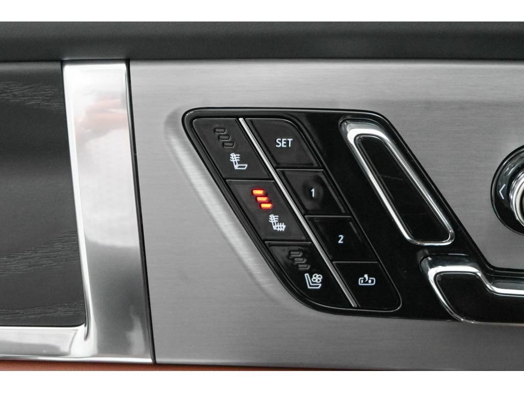 New 2027 Cadillac Vistiq Platinum AWD/4WD image 25