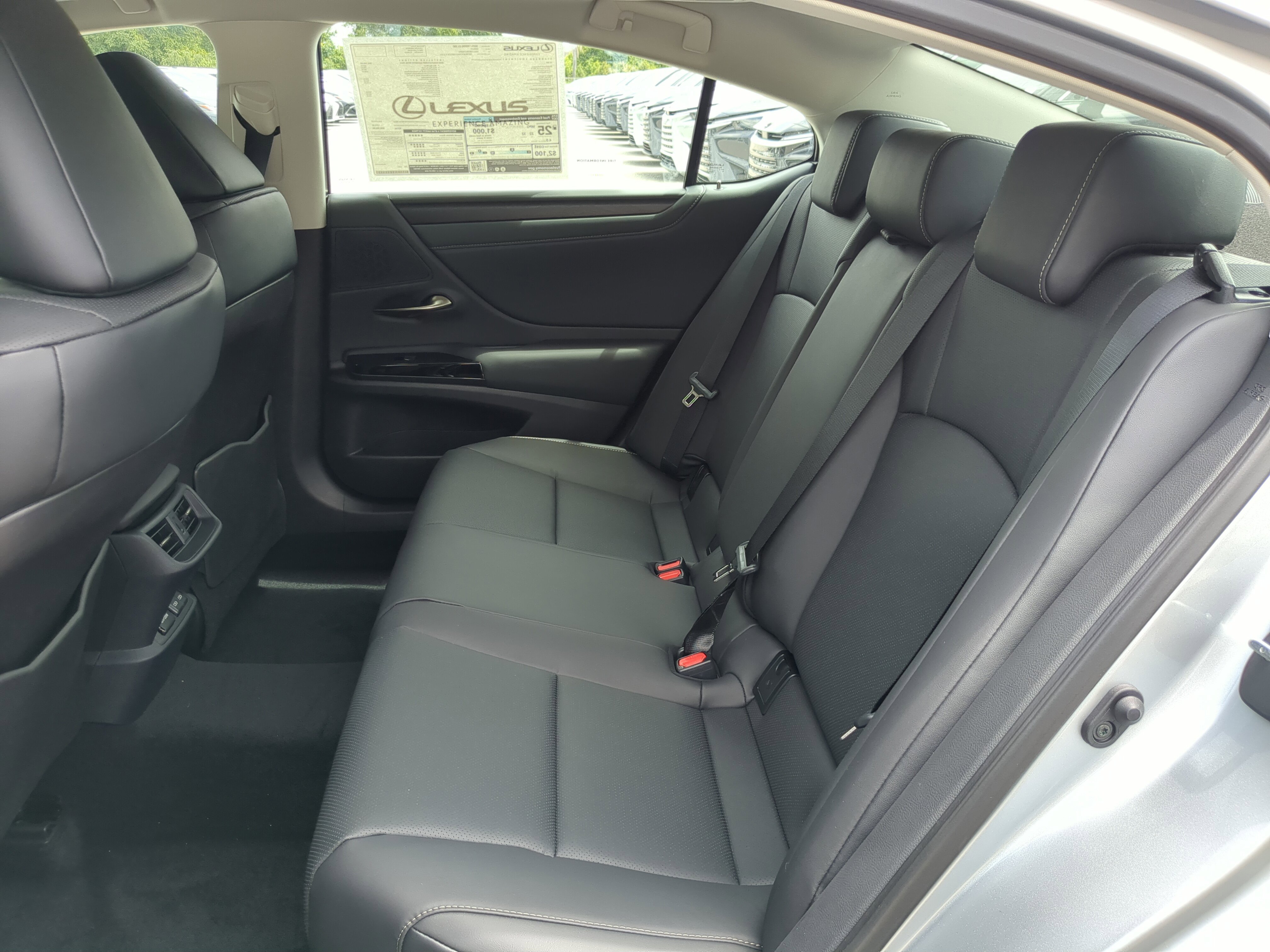 New 2025 Lexus ES 350 w/ Premium Package image 15