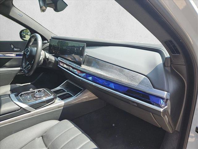 Used 2024 BMW 740i xDrive AWD/4WD image 20