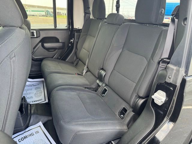 Used 2022 Jeep Gladiator Sport image 19