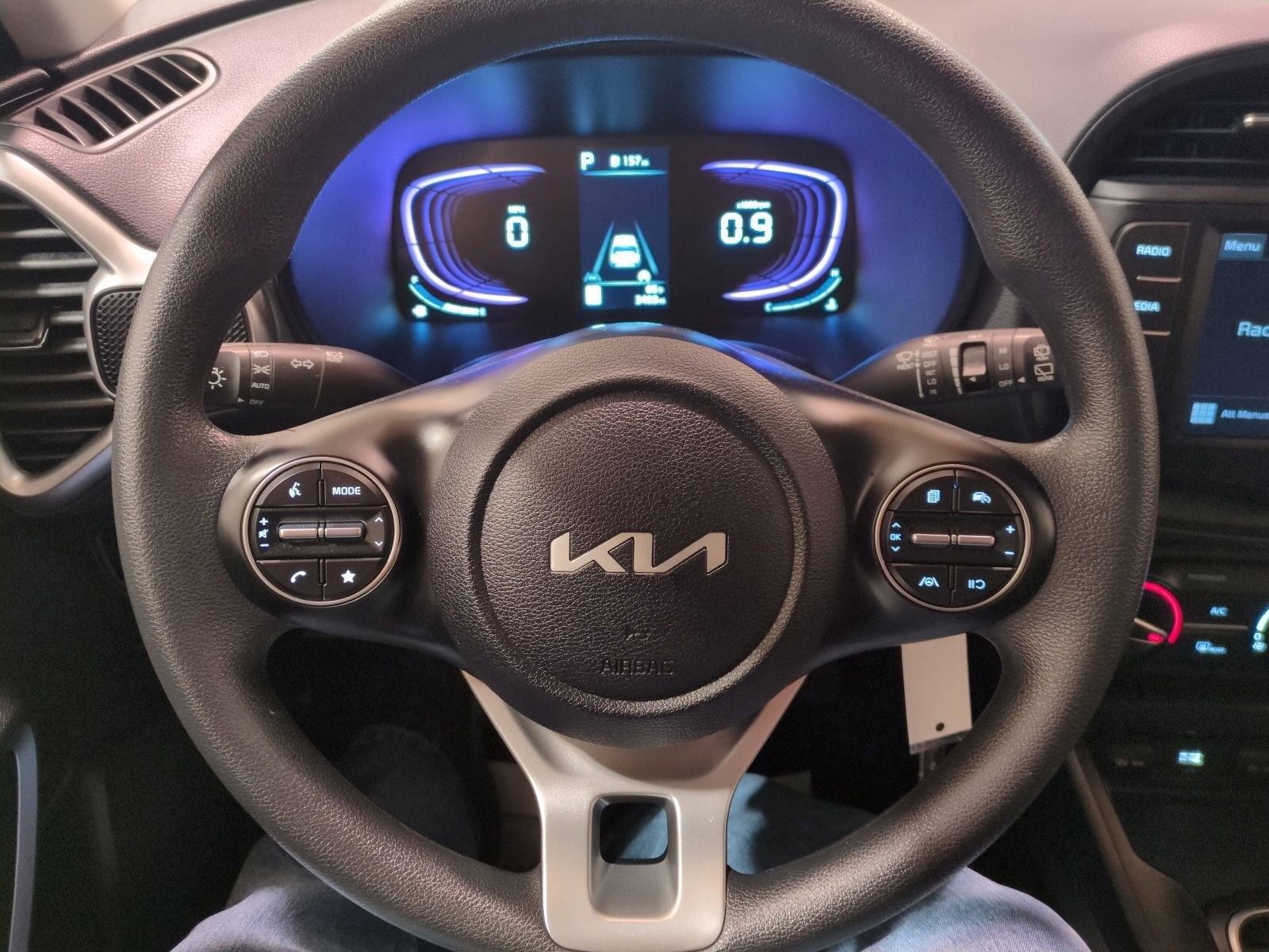 Certified 2024 Kia Soul LX FWD image 17