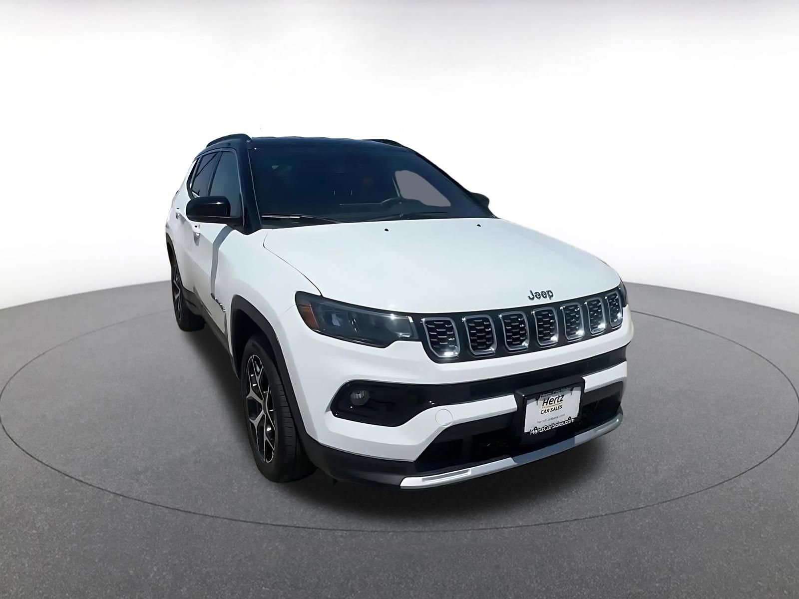 Used 2025 Jeep Compass Limited AWD/4WD image 3