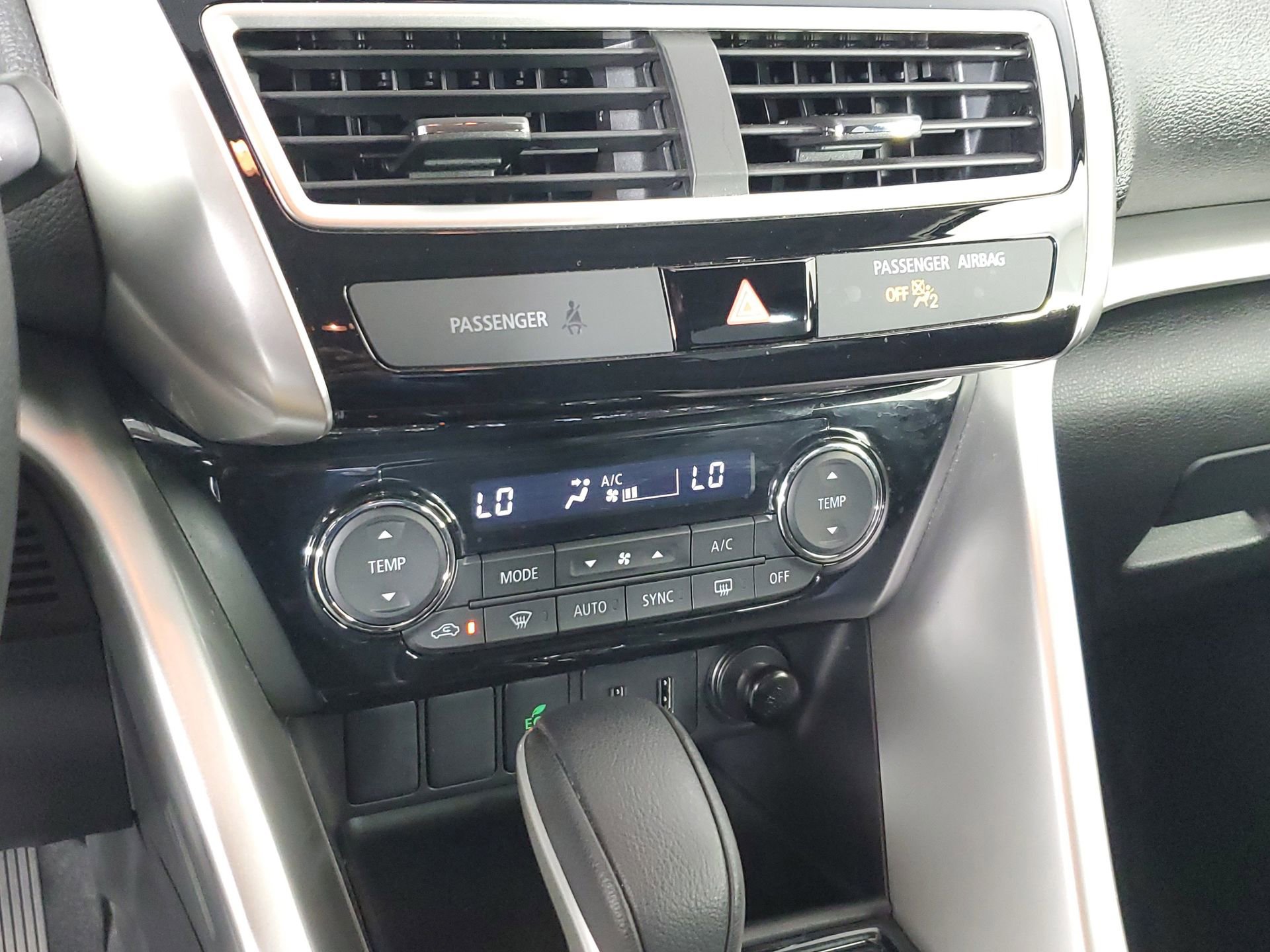 Used 2019 Mitsubishi Eclipse Cross SE image 35