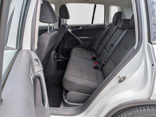 Used 2017 Volkswagen Tiguan S FWD image 19