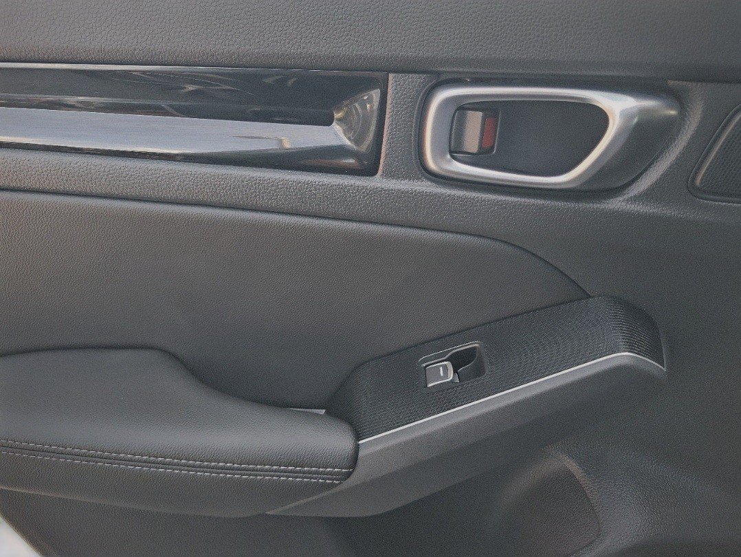 Used 2024 Honda Civic Touring image 13