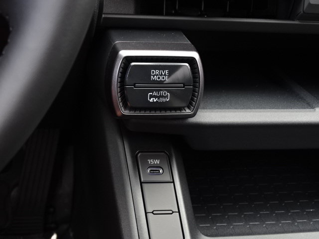 New 2026 Toyota RAV4 SE w/ Weather Package AWD/4WD image 23