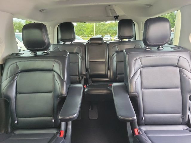 Certified 2025 Lincoln Navigator Reserve AWD/4WD image 20