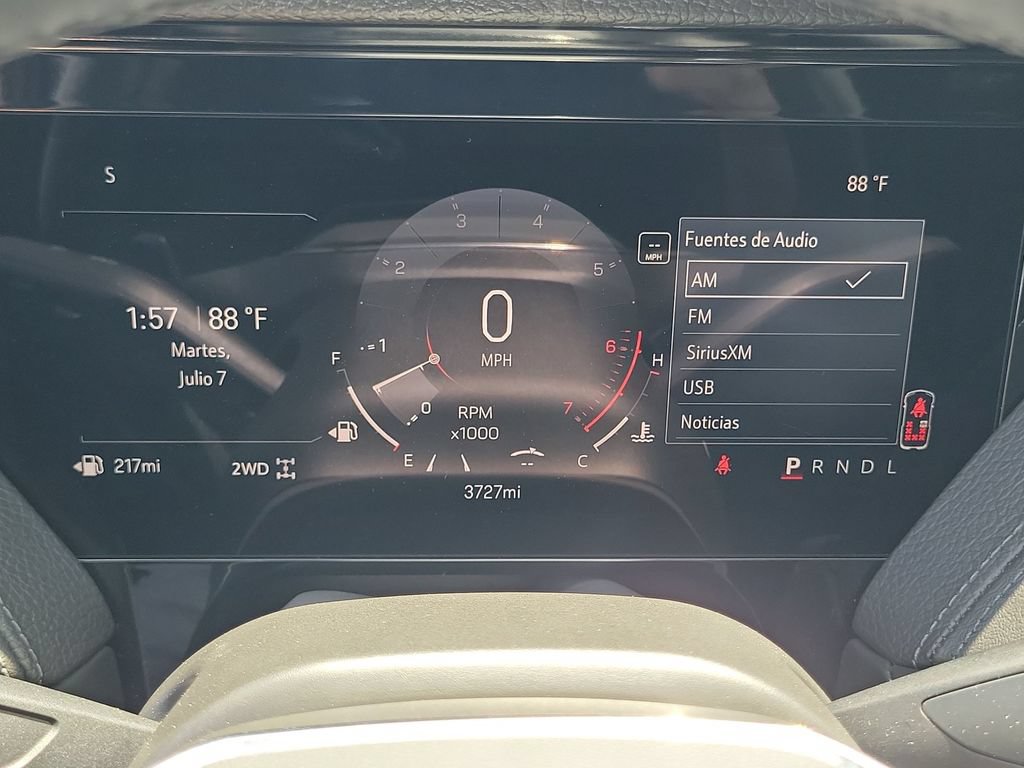 Used 2026 GMC Yukon Denali w/ Sun & Power Step Package AWD/4WD image 12