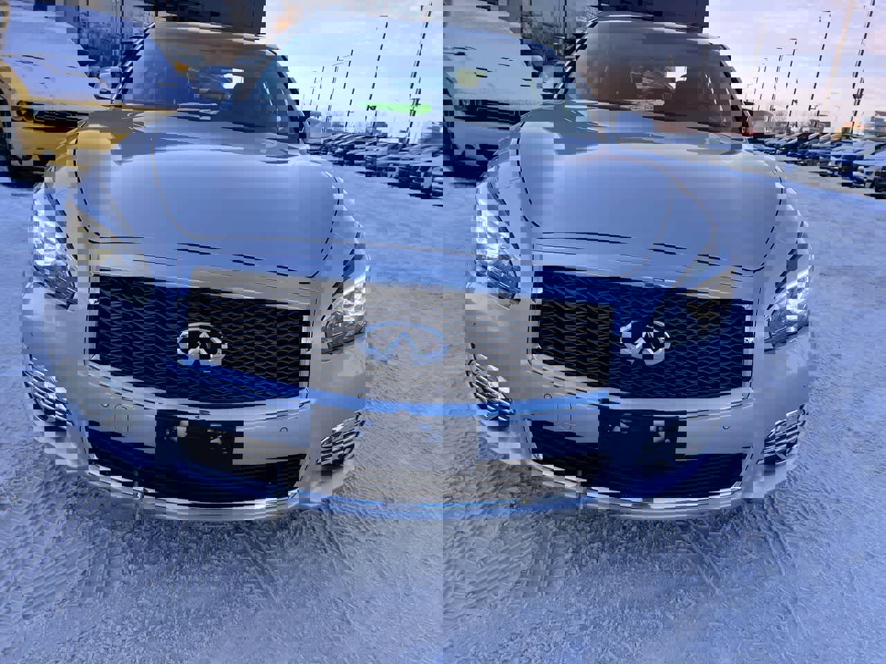 Used 2019 INFINITI Q70 Luxe image 29