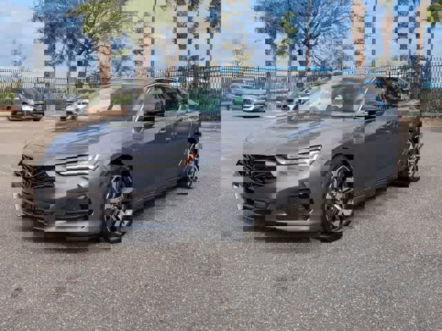 Certified 2025 Acura TLX w/ Technology Package image 4