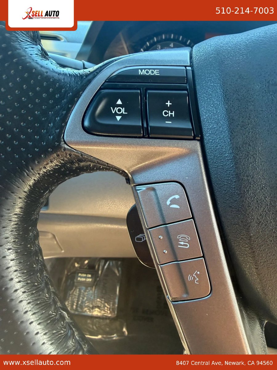 Used 2014 Honda Odyssey Touring image 20