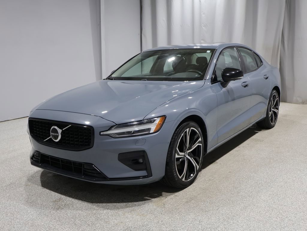 Used 2024 Volvo S60 B5 Plus image 7