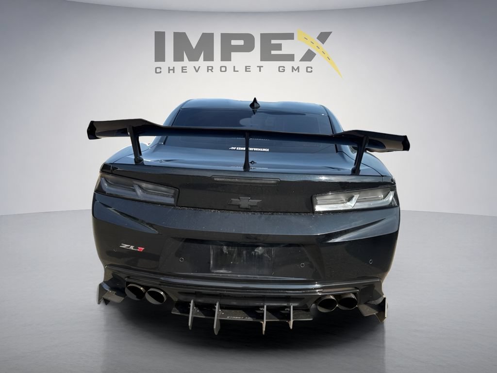 Used 2018 Chevrolet Camaro ZL1 RWD image 3