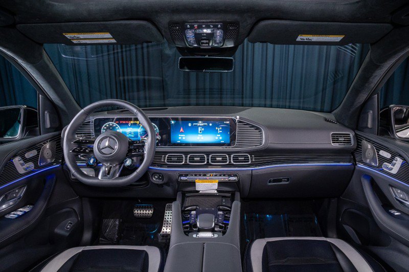 New 2026 Mercedes-Benz GLE 63 AMG S image 13