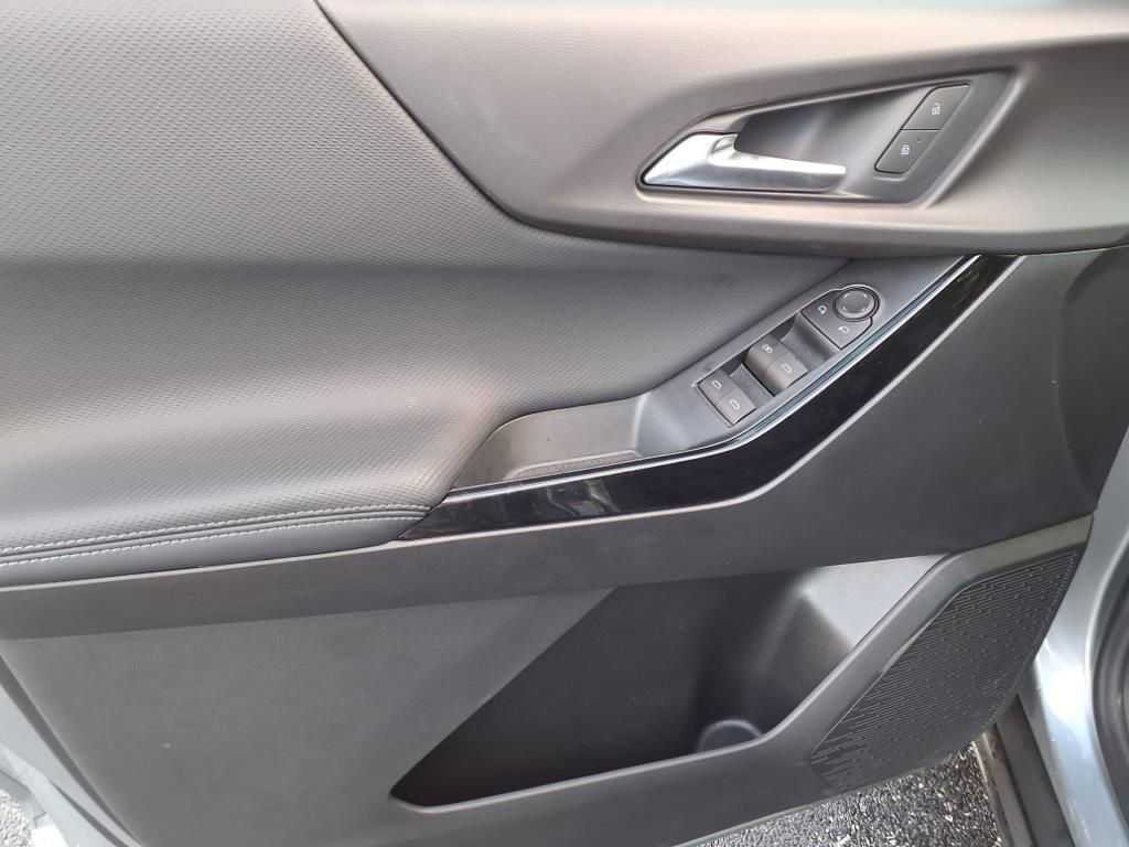 New 2026 Chevrolet Equinox LT image 16