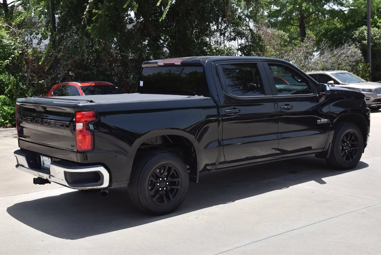 Used 2021 Chevrolet Silverado 1500 LT w/ LPO, Dark Essentials Package RWD image 7