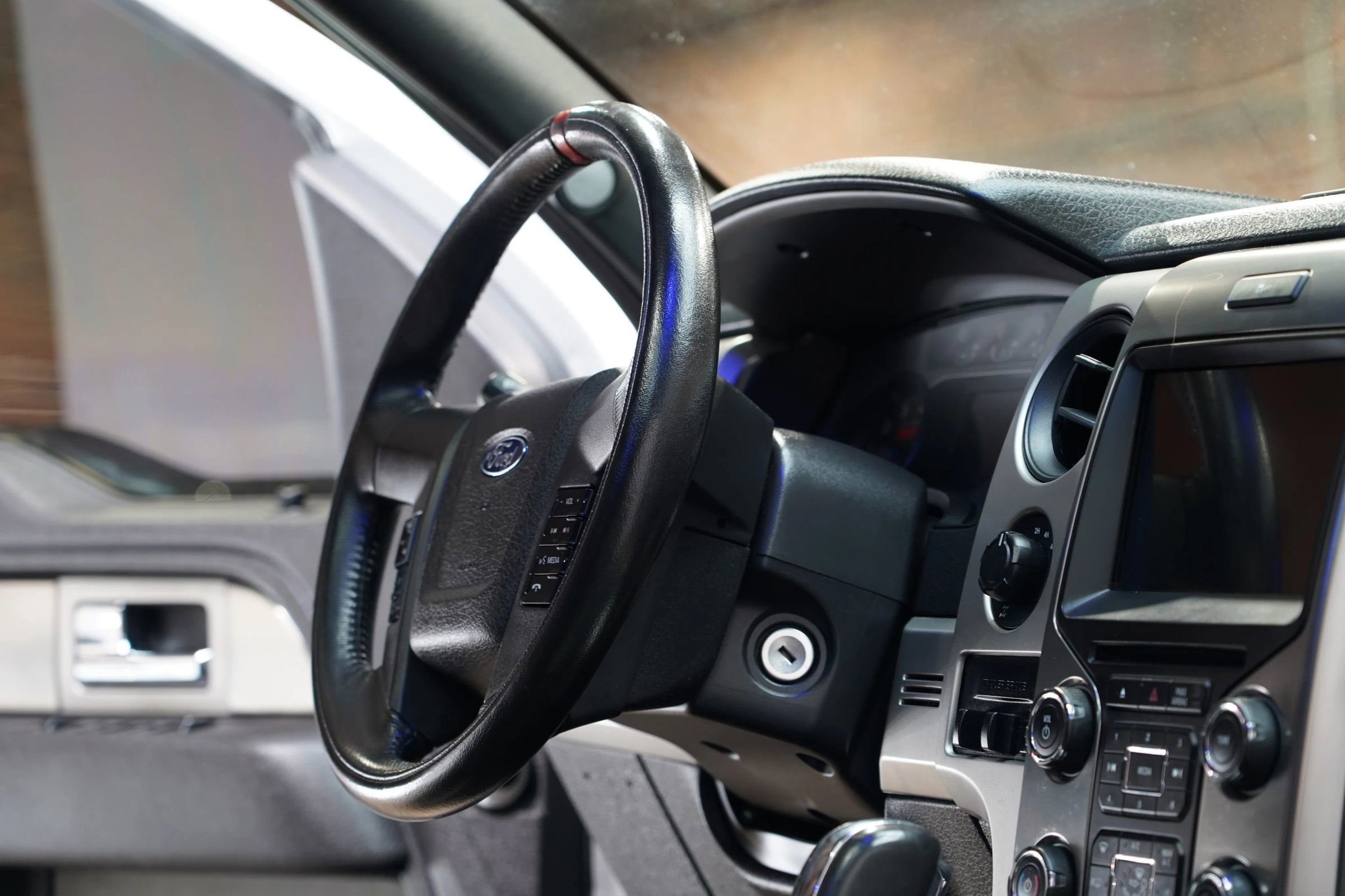 Used 2014 Ford F150 Raptor w/ Equipment Group 801A Luxury image 57