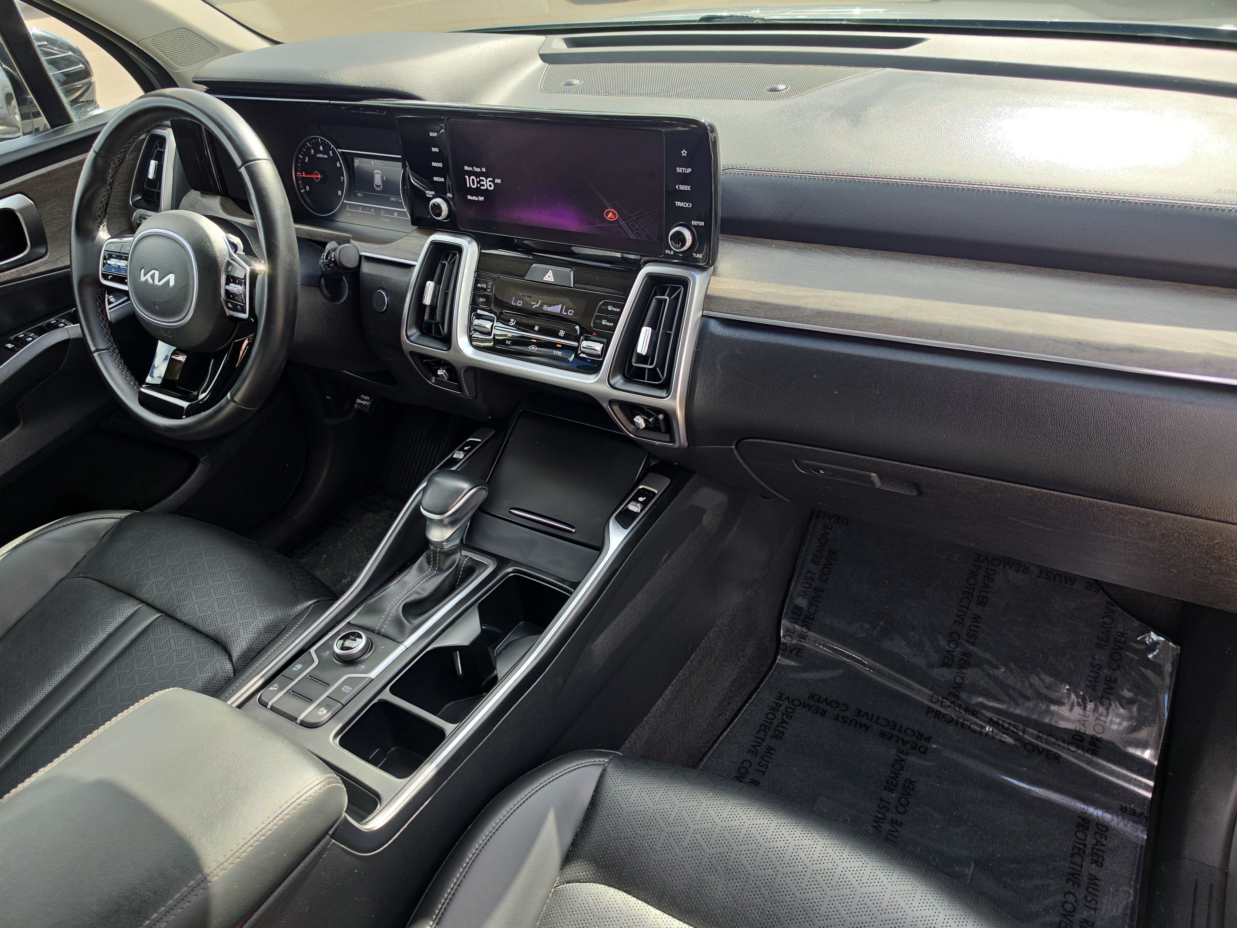 Used 2023 Kia Sorento S AWD/4WD image 11