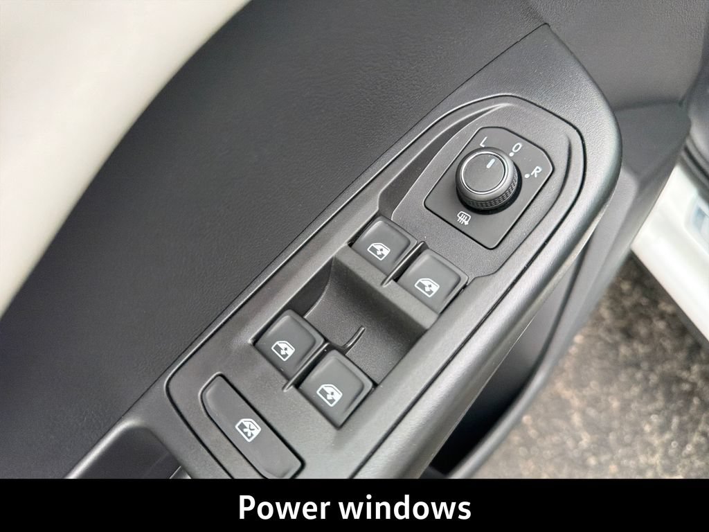 New 2026 Volkswagen Taos SE AWD/4WD image 13